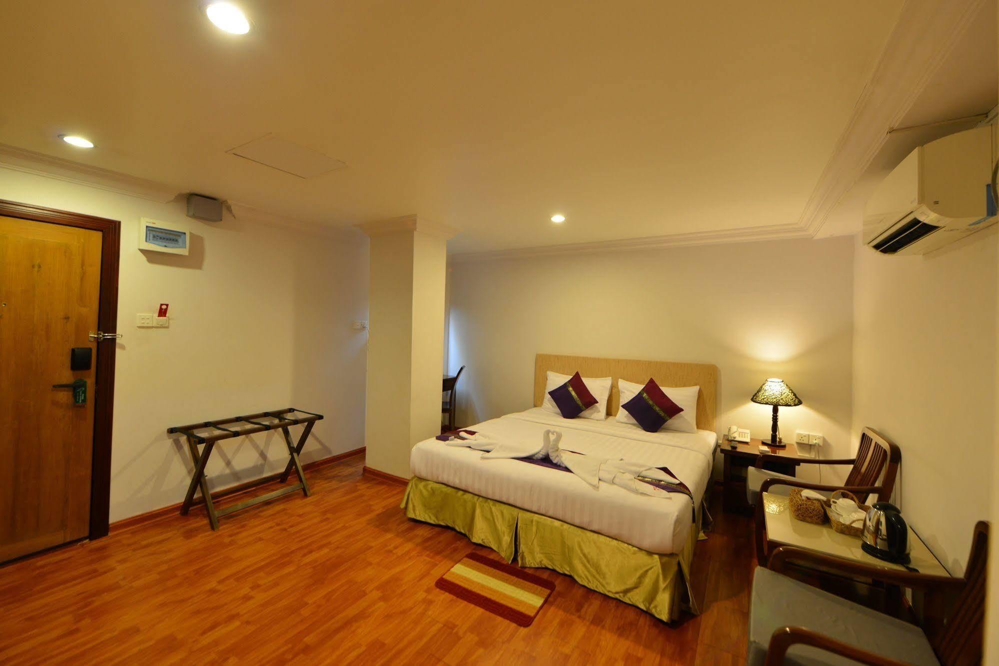 Hotel K Yangon Exterior photo