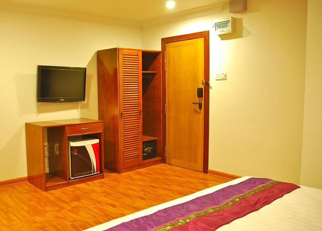 Hotel K Yangon Exterior photo